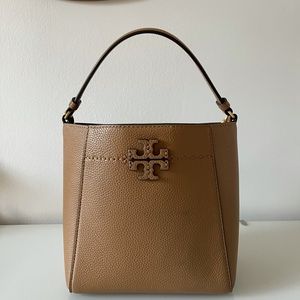 Tory Burch McGraw Small Bucket Bag - Tiramisu